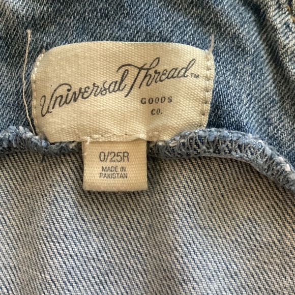 Universal thread short overalls - Picture 5 of 6